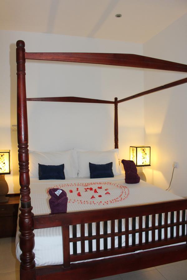 Villa Kapuru Negombo Eksteriør bilde
