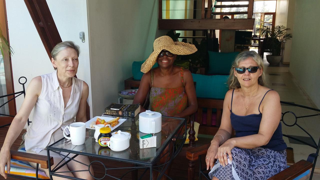 Villa Kapuru Negombo Eksteriør bilde