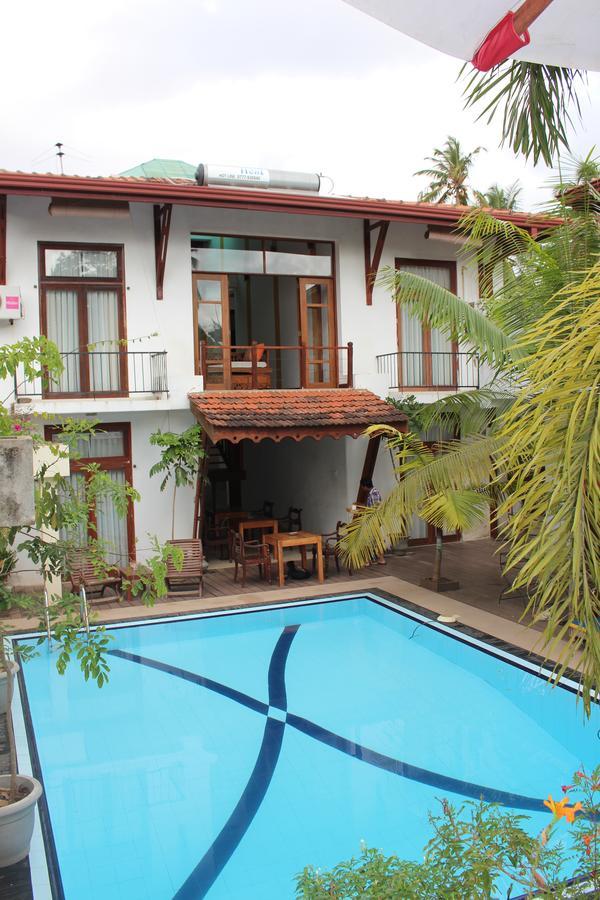 Villa Kapuru Negombo Eksteriør bilde