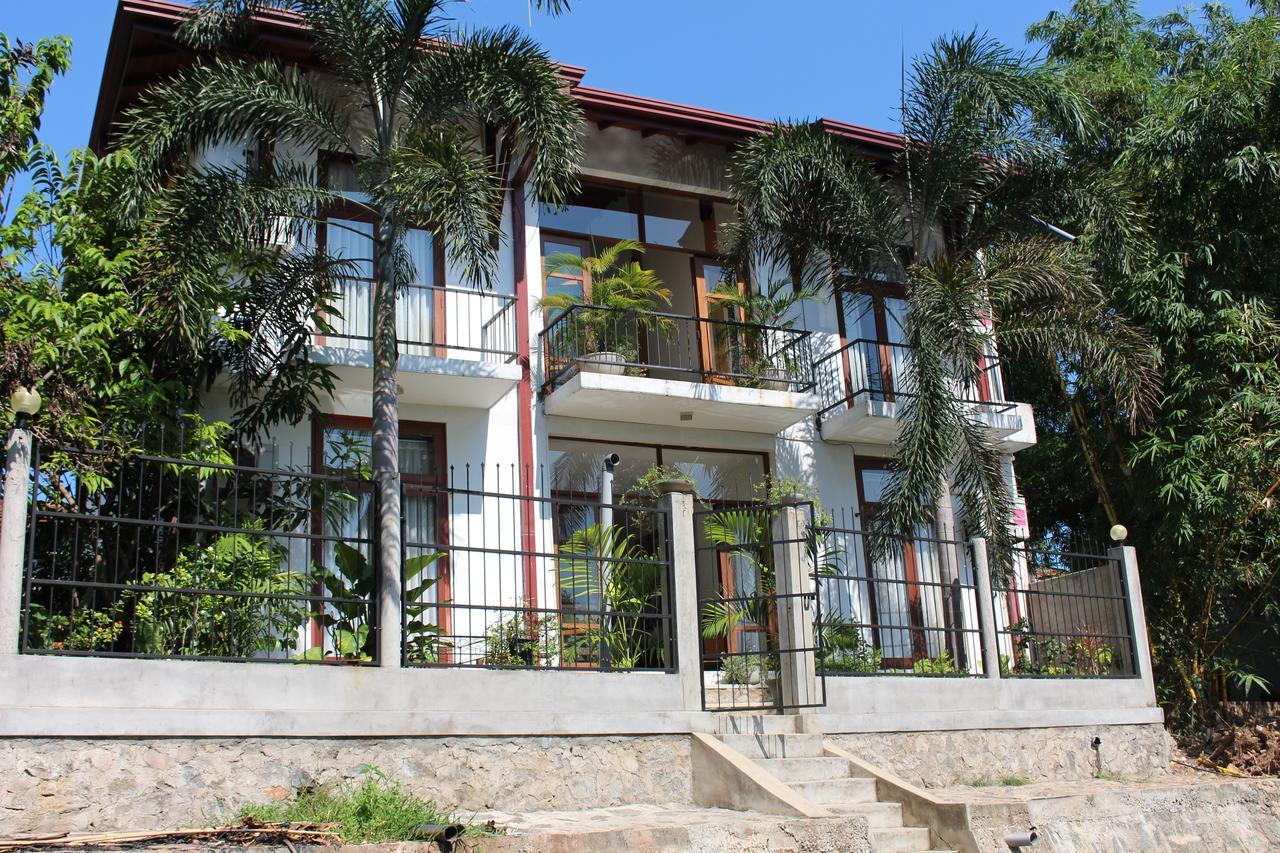 Villa Kapuru Negombo Eksteriør bilde